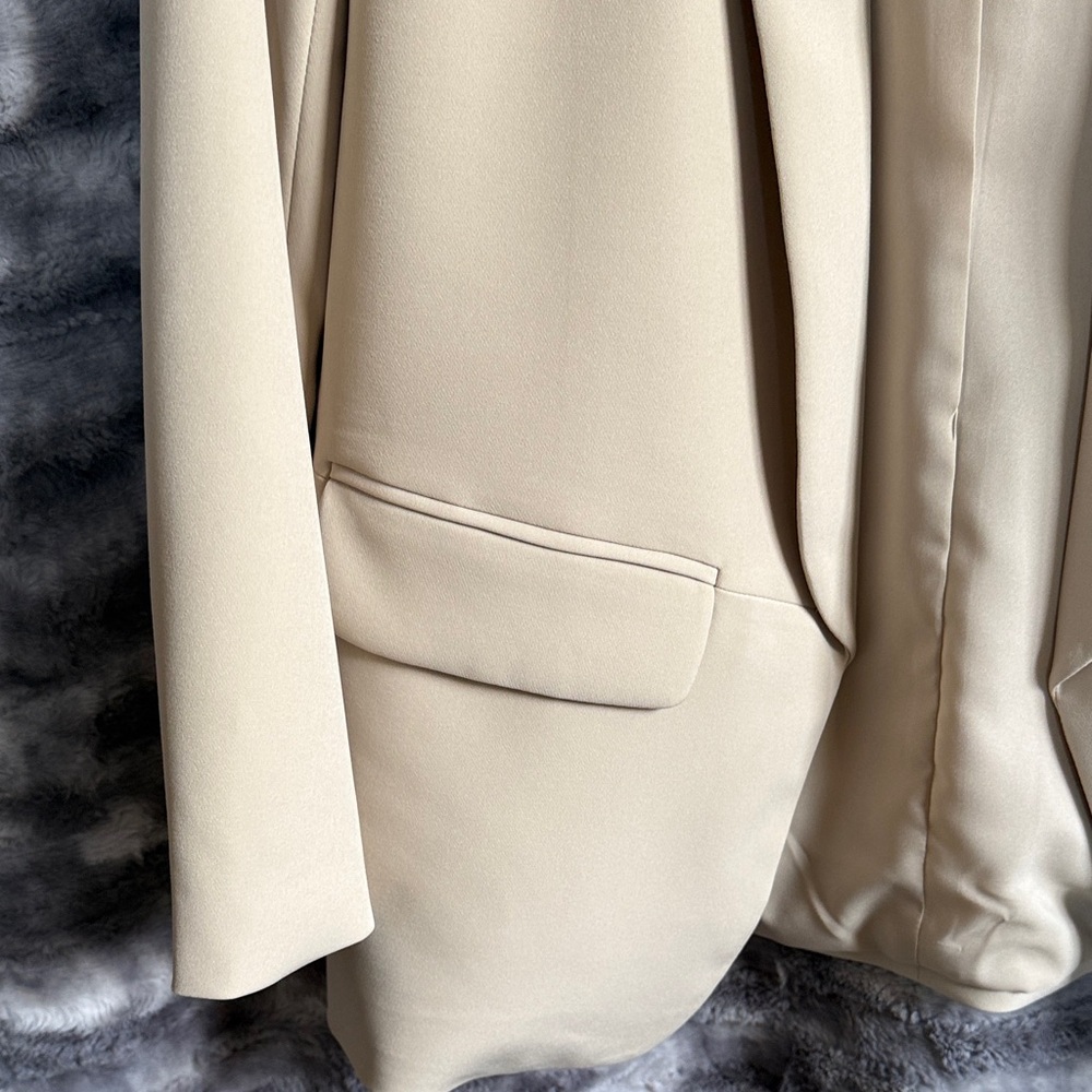 White House Black Market Biscotti-Colored Blazer - Picture 4 of 7